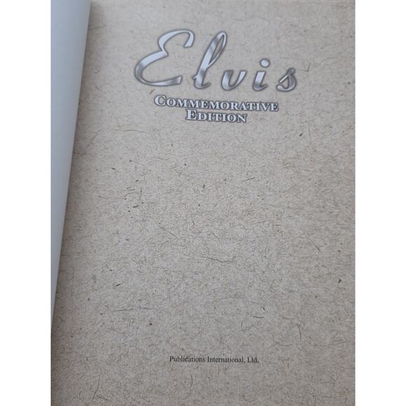 Elvis Presley Commemorative Edition Books, Mags, Pamphlets, Concert Memorabilia - Picture 4 of 10